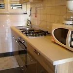 Paulina Apartamento Nin
