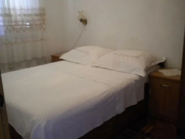 Paulina Apartmán Nin