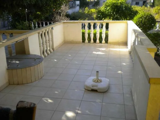 Paulina アパート